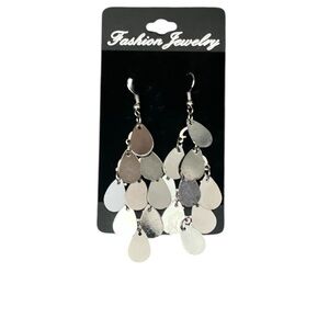 Fashion Jewelry Silver Teardrop Earrings